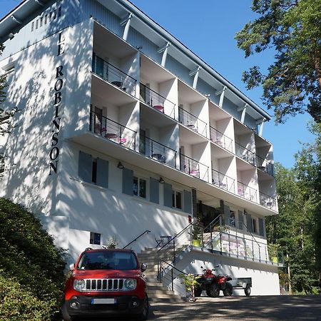 Hotel Robinson Ош Экстерьер фото