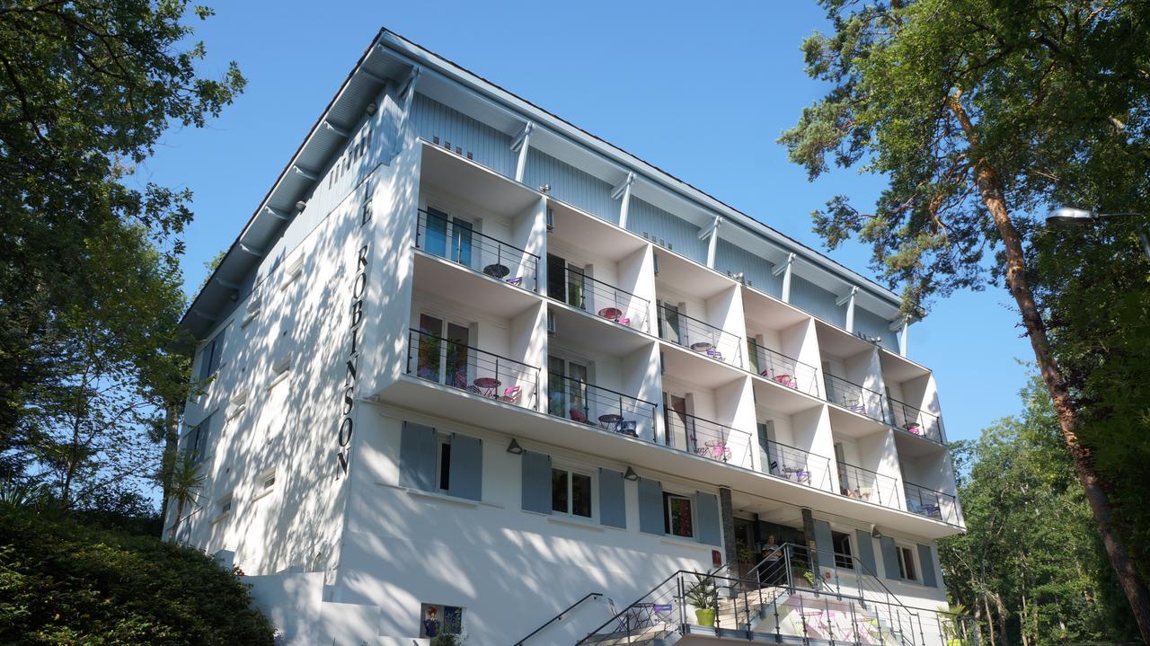 Hotel Robinson Ош Экстерьер фото